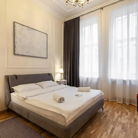 Apartament Leogrand On Nyzhankivskogo 3 *
